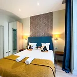 Lägenhet Urbanflat 61 - 3 Bedrooms Center Of Paris