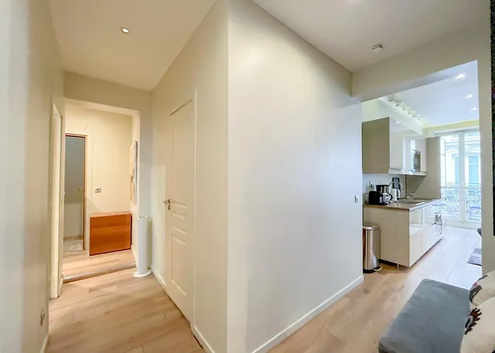 Urbanflat 61 - 3 Bedrooms Center Of *