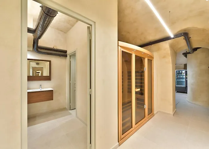 Urbanflat 61 - 3 Bedrooms Center Of Appartement